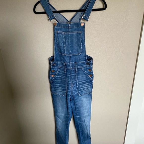 Madewell Denim - Madewell: Stovepipe Overalls in Lorton Wash